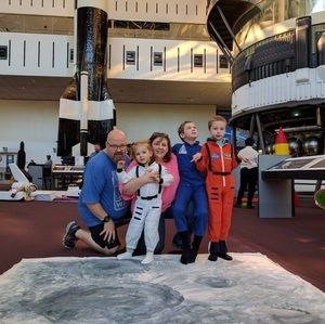 Meet your Posher, Travis